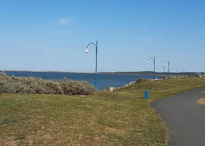 La Palmyre - - Mobil 3 Ch Luxueux De 40m2 - Grand Emplacement Dans Village Loisirs 4 Etoiles - 