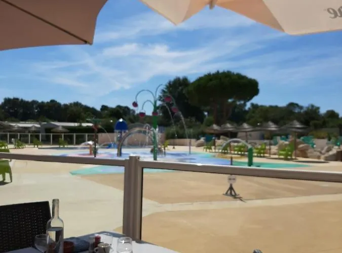 La Palmyre - - Mobil 3 Ch Luxueux De 40m2 - Grand Emplacement Dans Village Loisirs 4 Etoiles - 