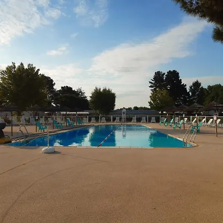 La Palmyre - - Mobil 3 Ch Luxueux De 40m2 - Grand Emplacement Dans Village Loisirs 4 Etoiles - 