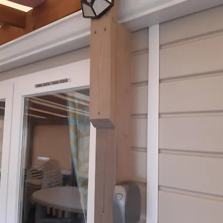 La Palmyre - - Mobil 3 Ch Luxueux De 40m2 - Grand Emplacement Dans Village Loisirs 4 Etoiles - 