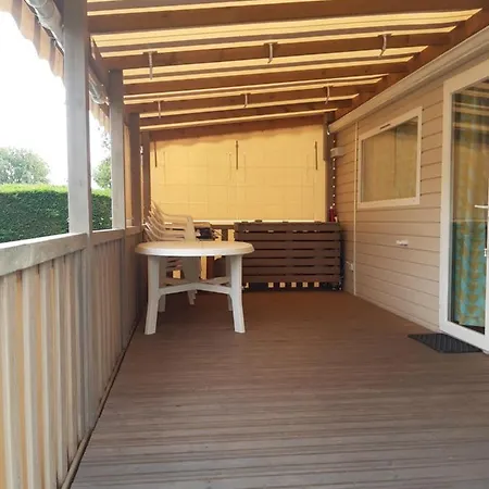 Campsite Les Charmettes: Spacious Mobile In 4-star Leisure Village