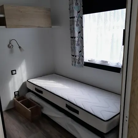 Campsite Les Charmettes: Spacious Mobile In 4-star Leisure Village *