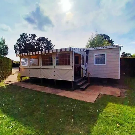 Campsite Les Charmettes: Spacious Mobile In 4-star Leisure Village