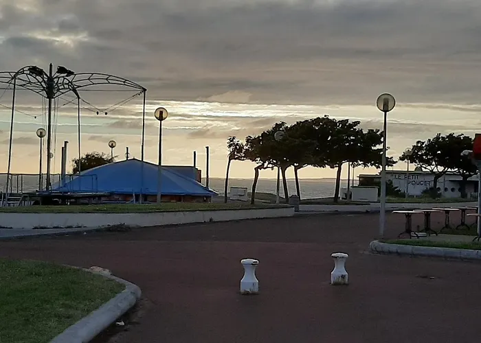 Les Charmettes: Spacious Mobile In 4-star Leisure Village * Les Mathes